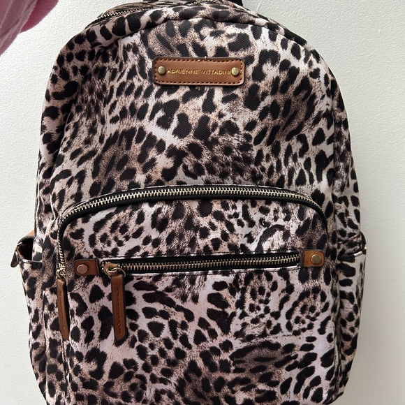 Adrienne Vittadini Cheetah Print Backpack - Picture 1 of 7